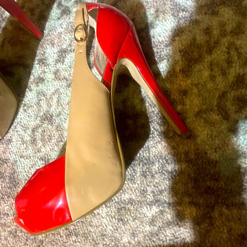 8 guess two tone heel